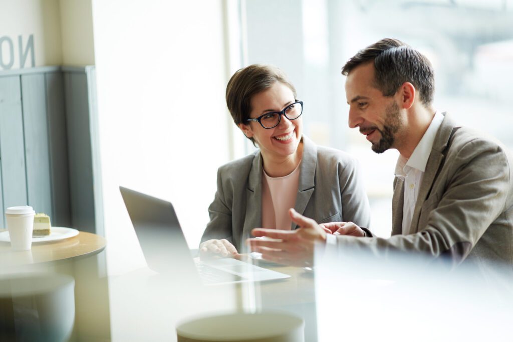 Sobre Empresas 5 noticias online scaled e1702194659274